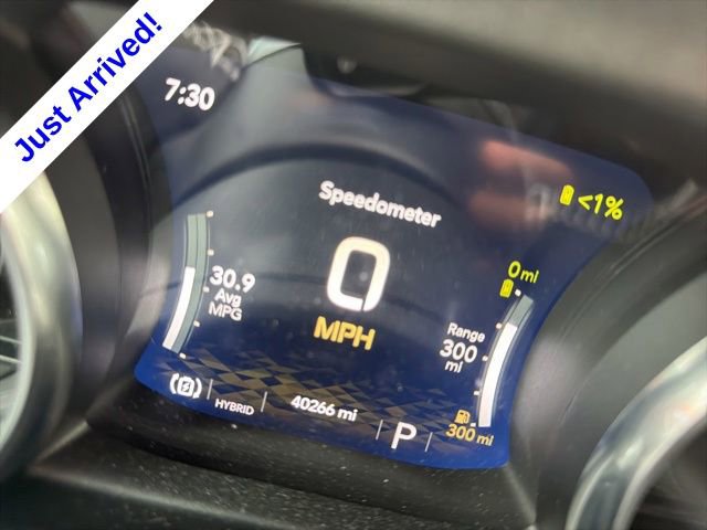 Used 2022 Jeep Wrangler Unlimited Sahara w/ Cold Weather Group AWD/4WD image 14
