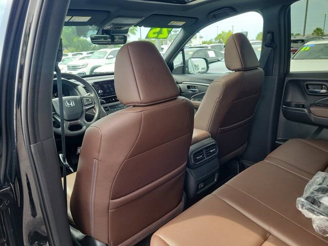 Certified 2025 Honda Ridgeline RTL image 14