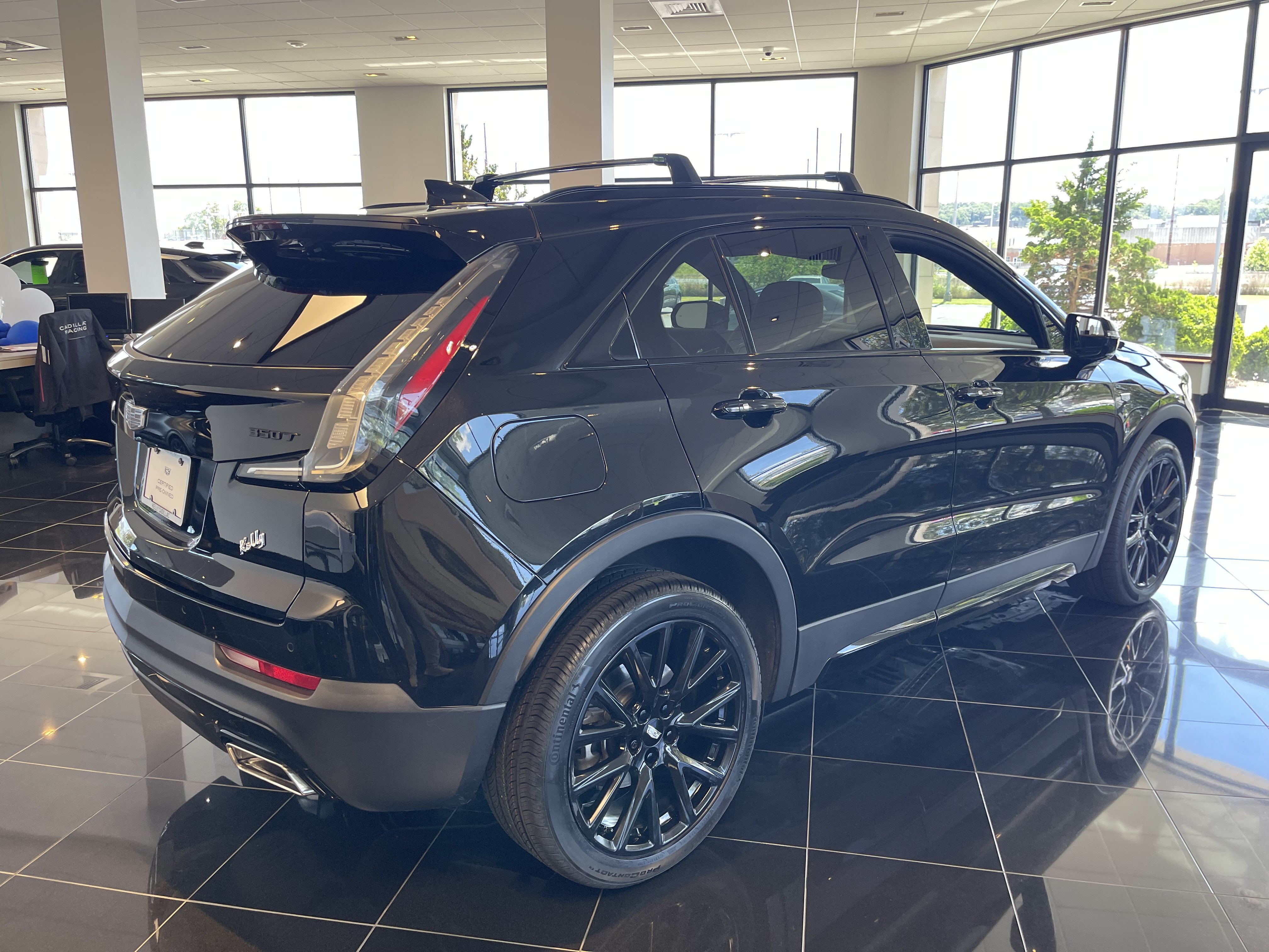 Certified 2023 Cadillac XT4 Sport AWD/4WD image 8