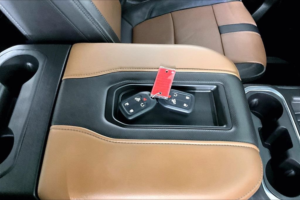Used 2021 Chevrolet Silverado 3500 High Country AWD/4WD image 32