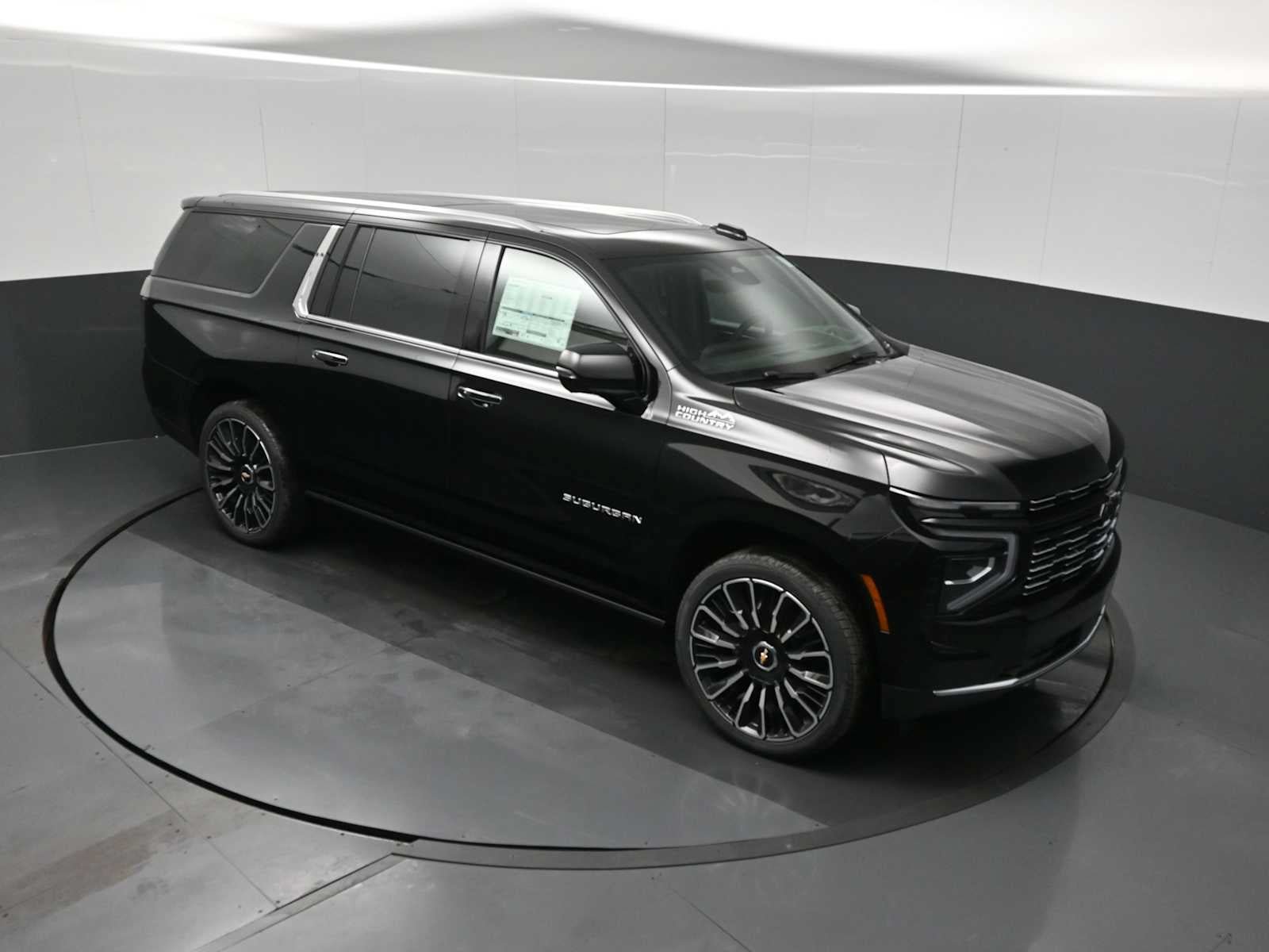 New 2026 Chevrolet Suburban High Country AWD/4WD image 10