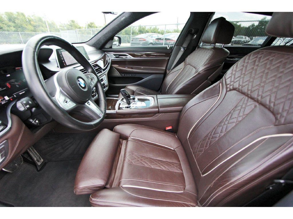 Used 2022 BMW 750i xDrive w/ Executive Package AWD/4WD image 15