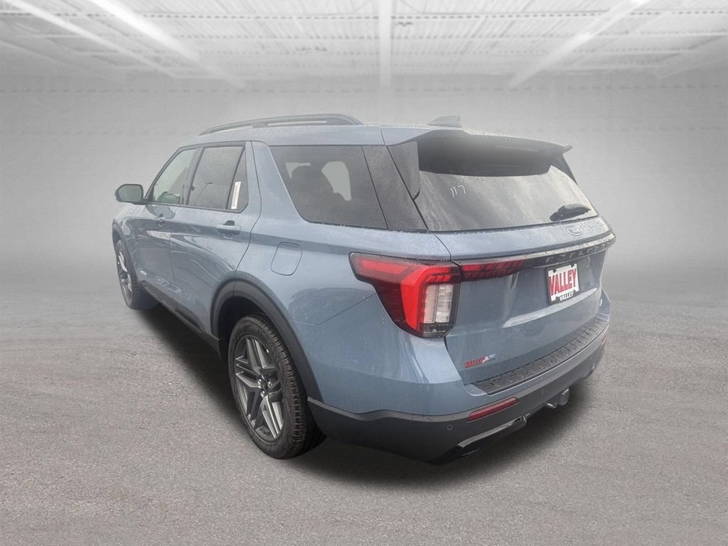 New 2026 Ford Explorer ST-Line w/ ST-Line Street Pack AWD/4WD image 7