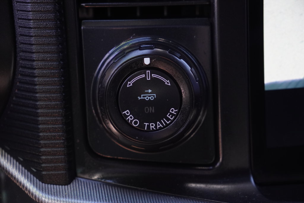Used 2025 Ford F150 Raptor AWD/4WD image 27