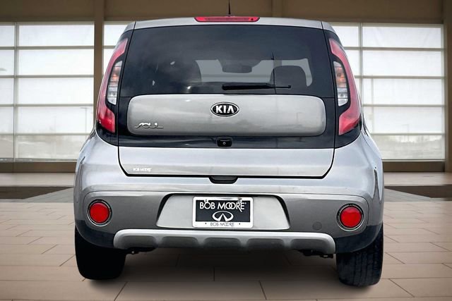 Used 2019 Kia Soul + image 4