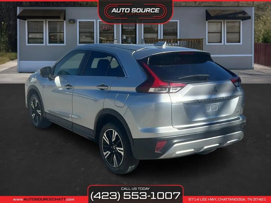 Used 2023 Mitsubishi Eclipse Cross SE image 5