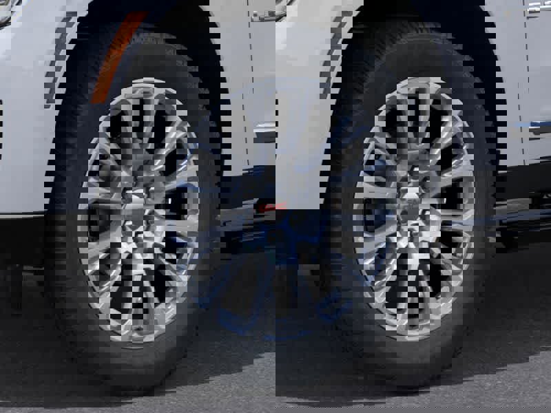 New 2026 GMC Yukon XL Denali w/ Sun & Power Step Package image 9