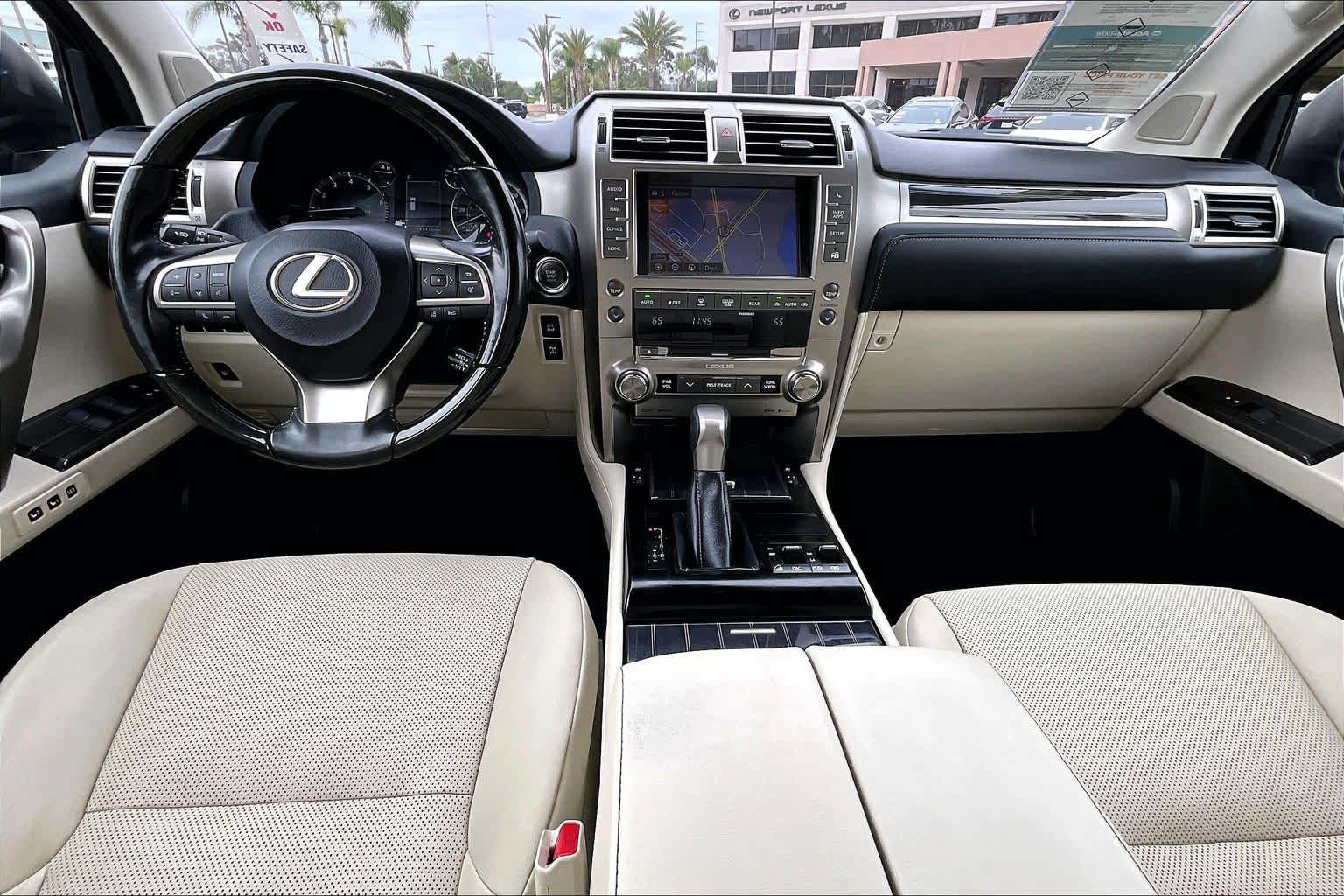 Used 2020 Lexus GX 460 Premium w/ Premium Package AWD/4WD image 14