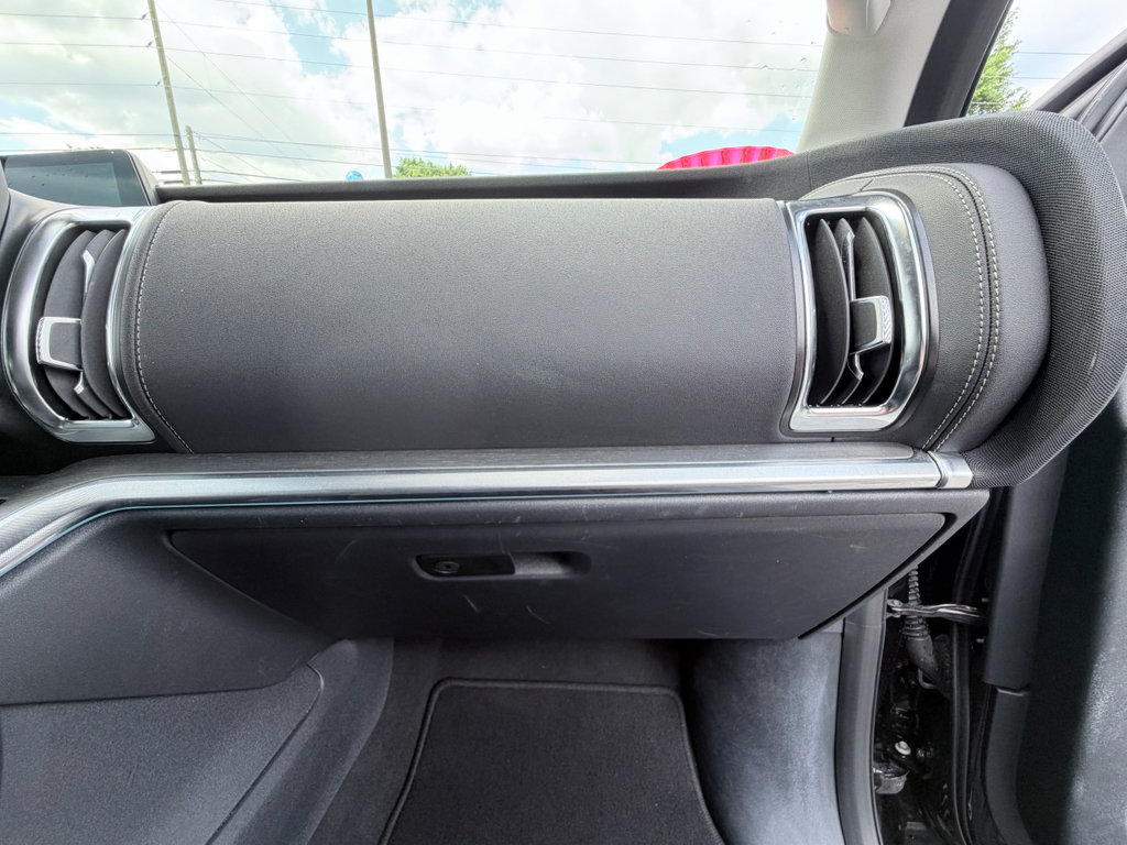 Used 2025 Ford Expedition Platinum AWD/4WD image 20