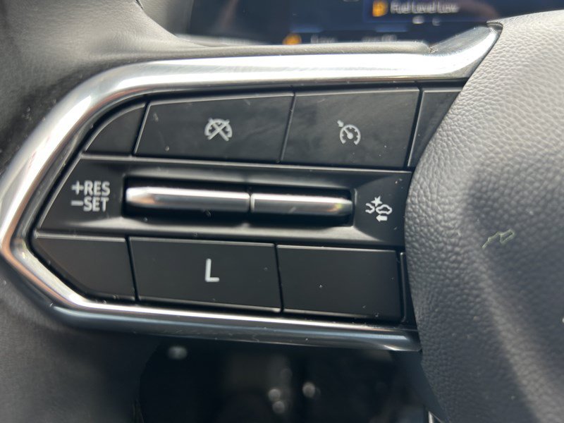 Used 2025 Chevrolet Equinox LT AWD/4WD image 13