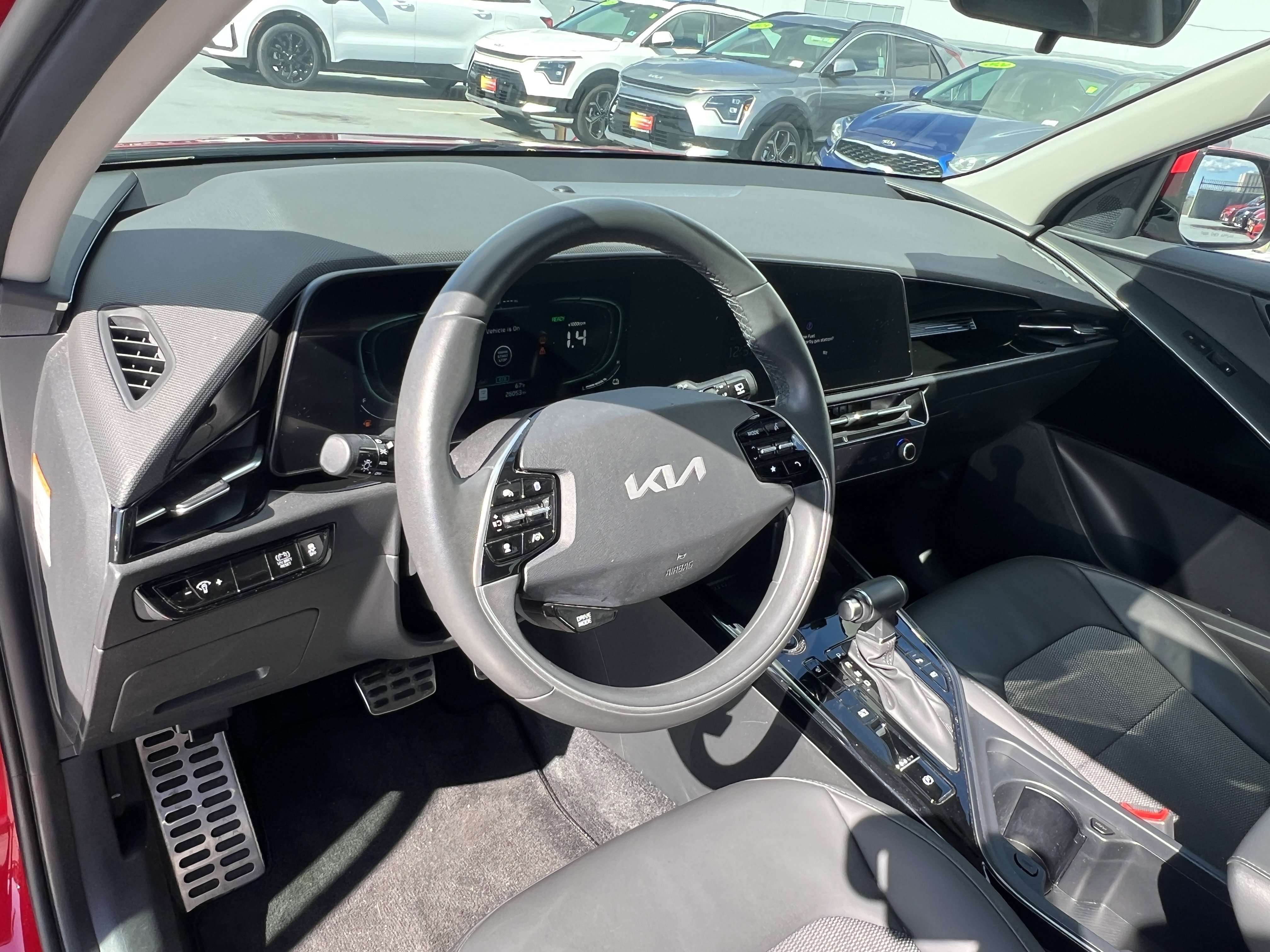 Certified 2023 Kia Niro EX Touring image 24