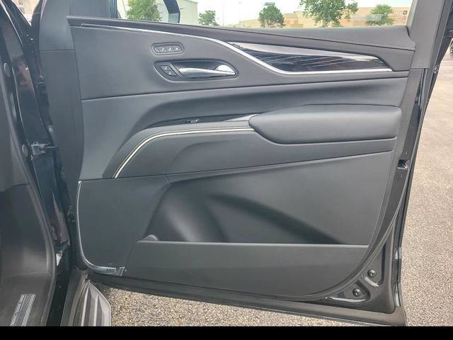 Certified 2024 Cadillac Escalade Sport AWD/4WD image 31