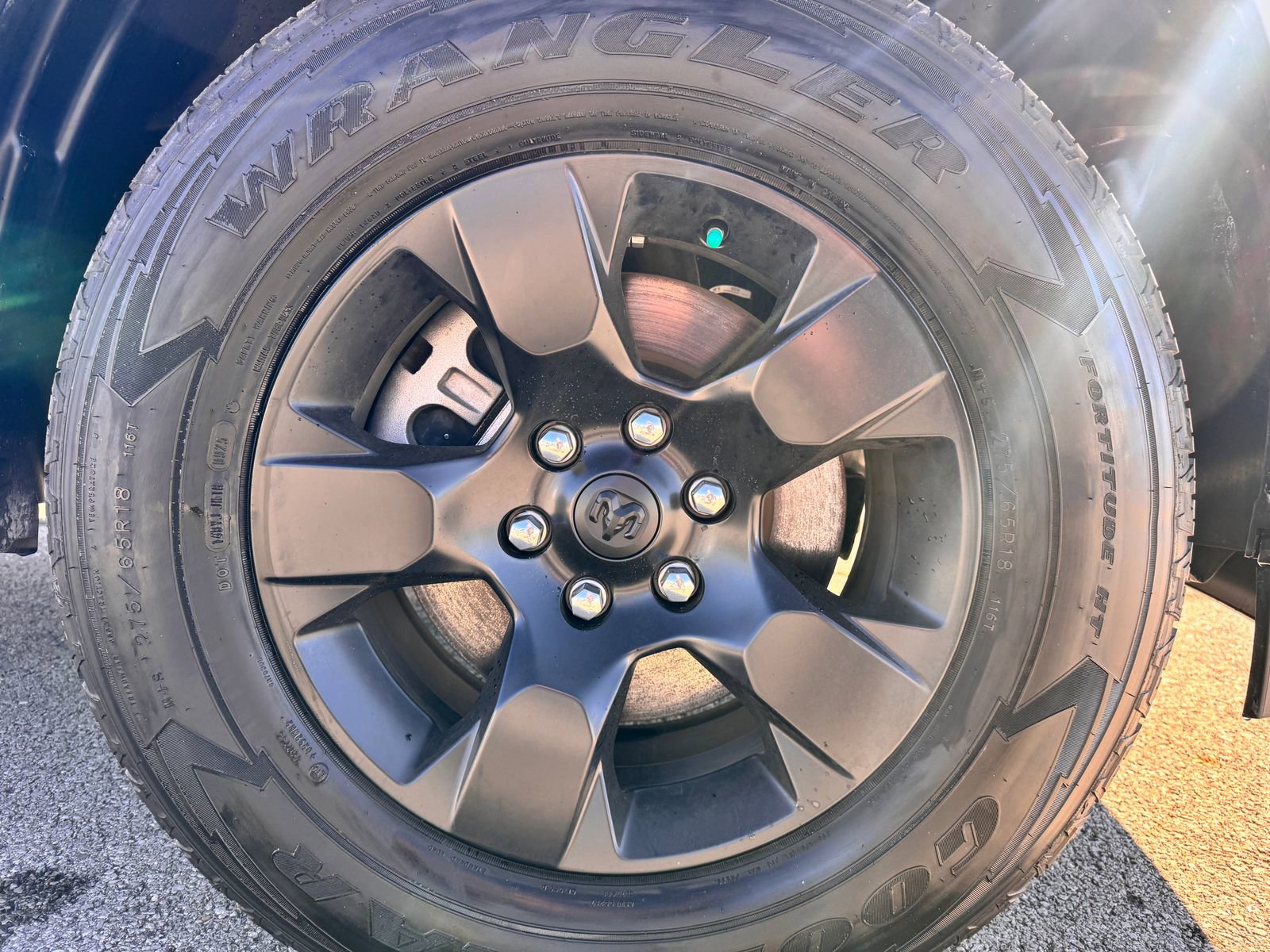 New 2025 RAM 1500 Tradesman w/ Night Edition AWD/4WD image 30