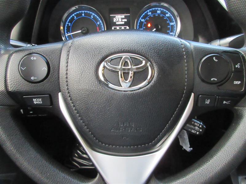 Used 2018 Toyota Corolla LE image 13