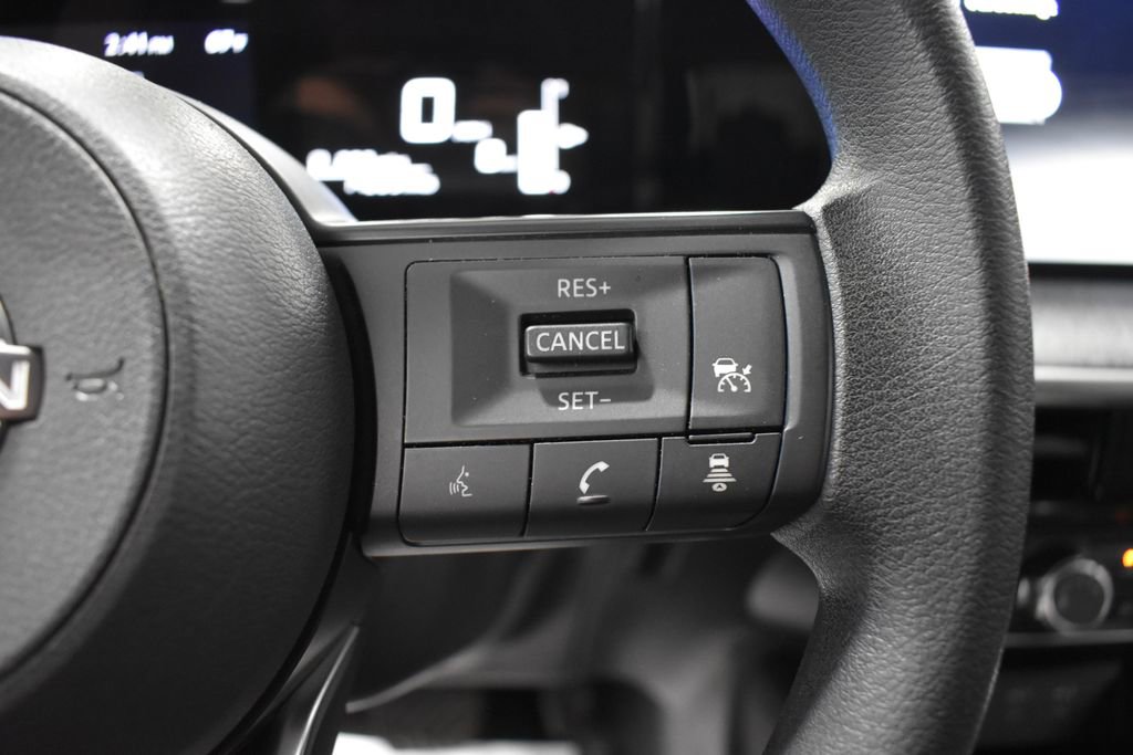 Certified 2025 Nissan Kicks SV AWD/4WD image 25