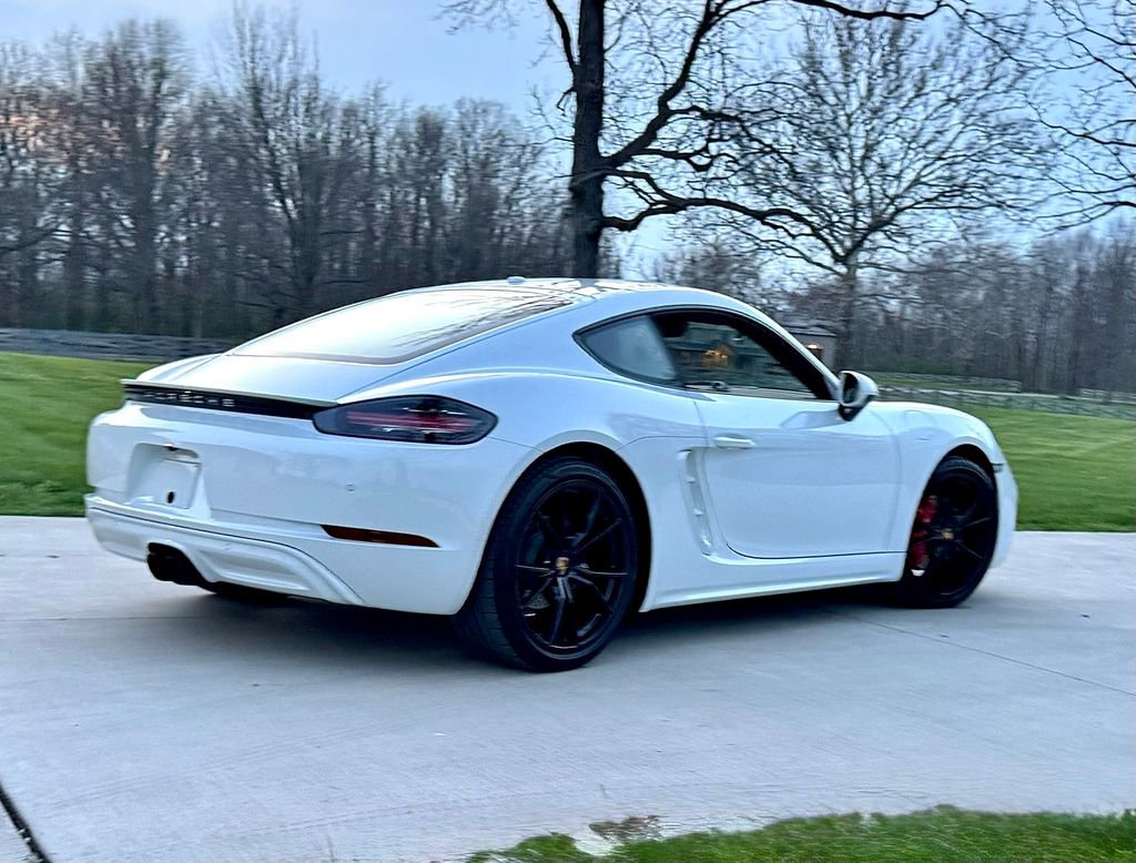 Used 2024 Porsche 718 Cayman S RWD image 5
