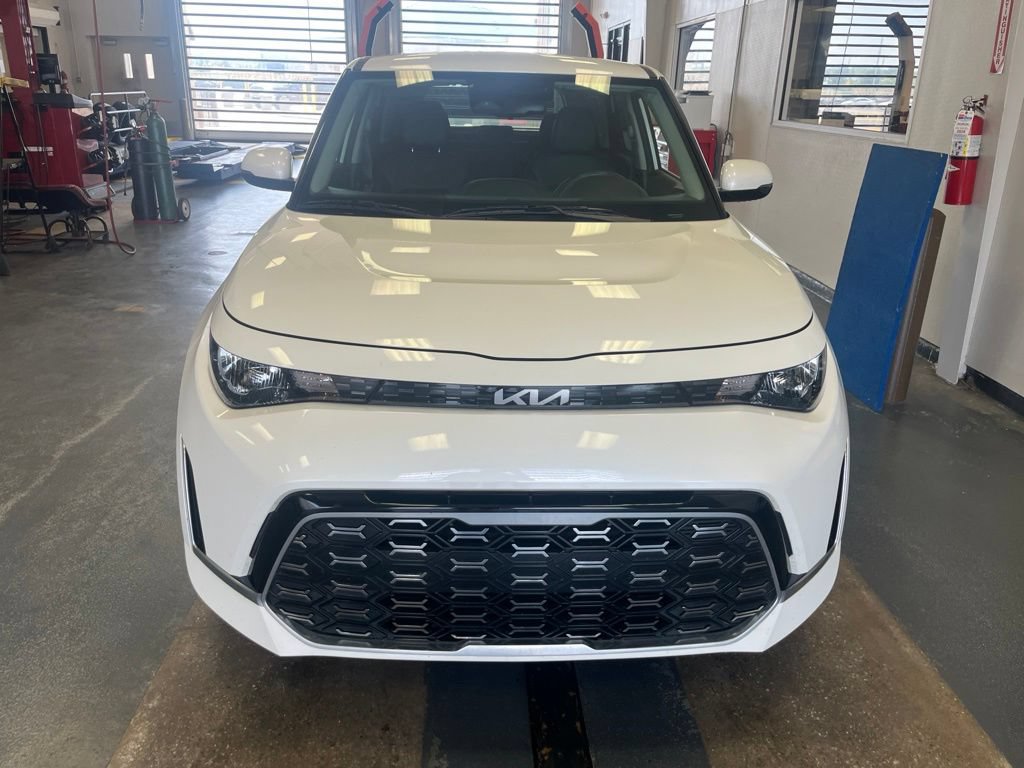 Used 2023 Kia Soul GT-Line FWD image 11