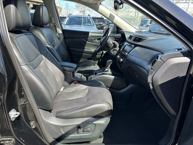 Used 2019 Nissan Rogue SL w/ Premium Package image 9