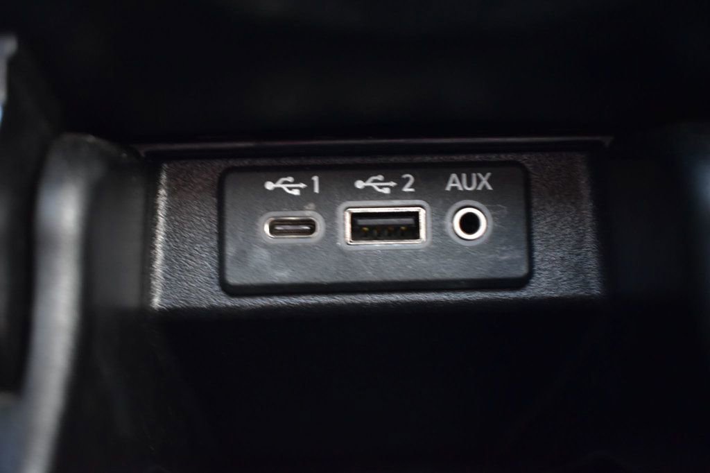 Used 2019 Nissan Maxima 3.5 SL w/ Floor Mat Group FWD image 37
