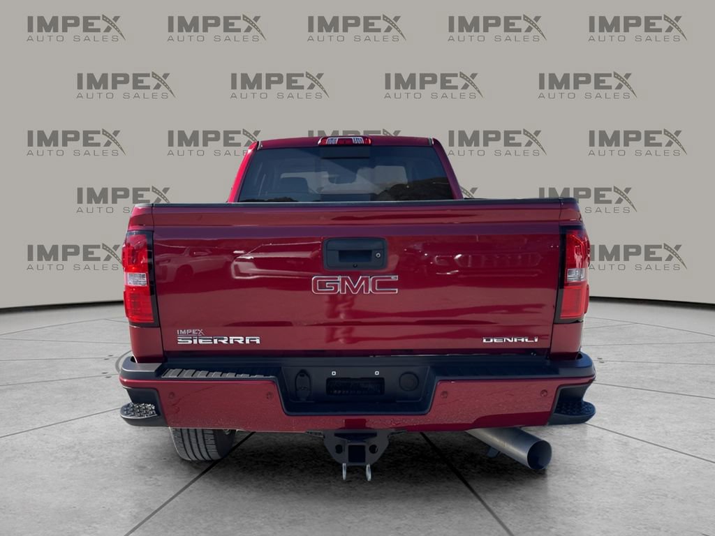 Used 2018 GMC Sierra 2500 Denali w/ Duramax Plus Package image 4
