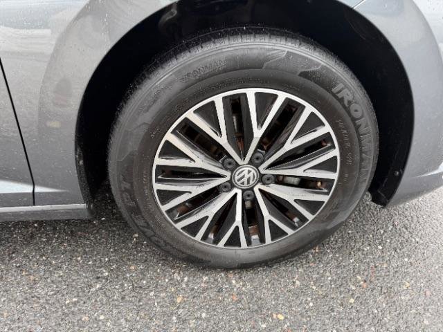 Used 2021 Volkswagen Jetta SE image 15