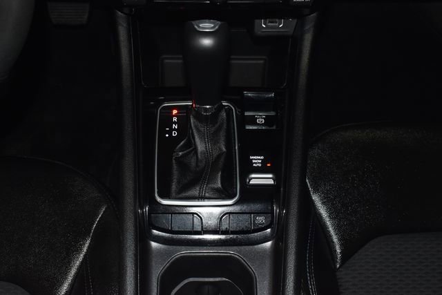 Used 2025 Jeep Compass Latitude AWD/4WD image 16