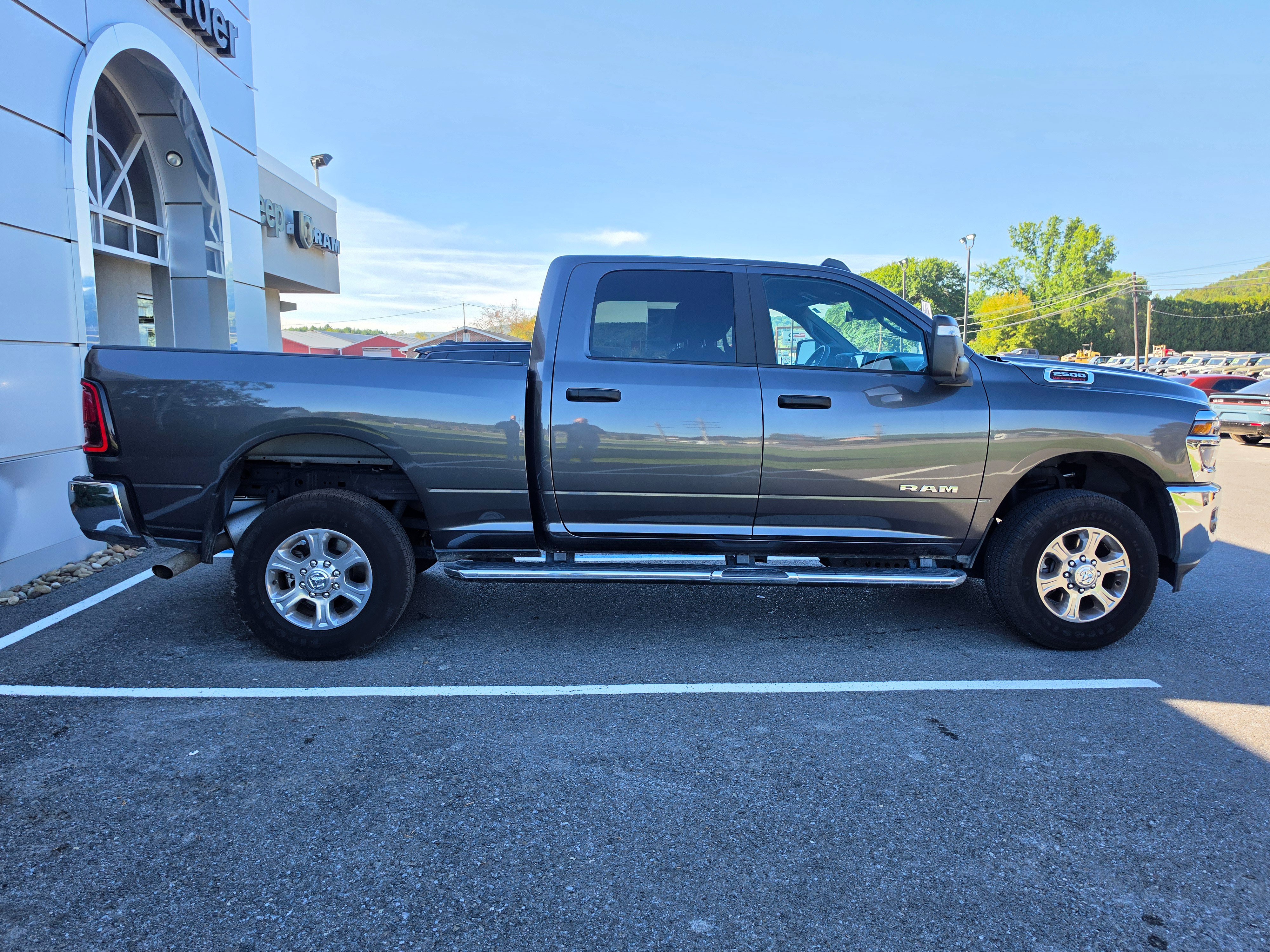 Used 2026 RAM 2500 Big Horn AWD/4WD image 2
