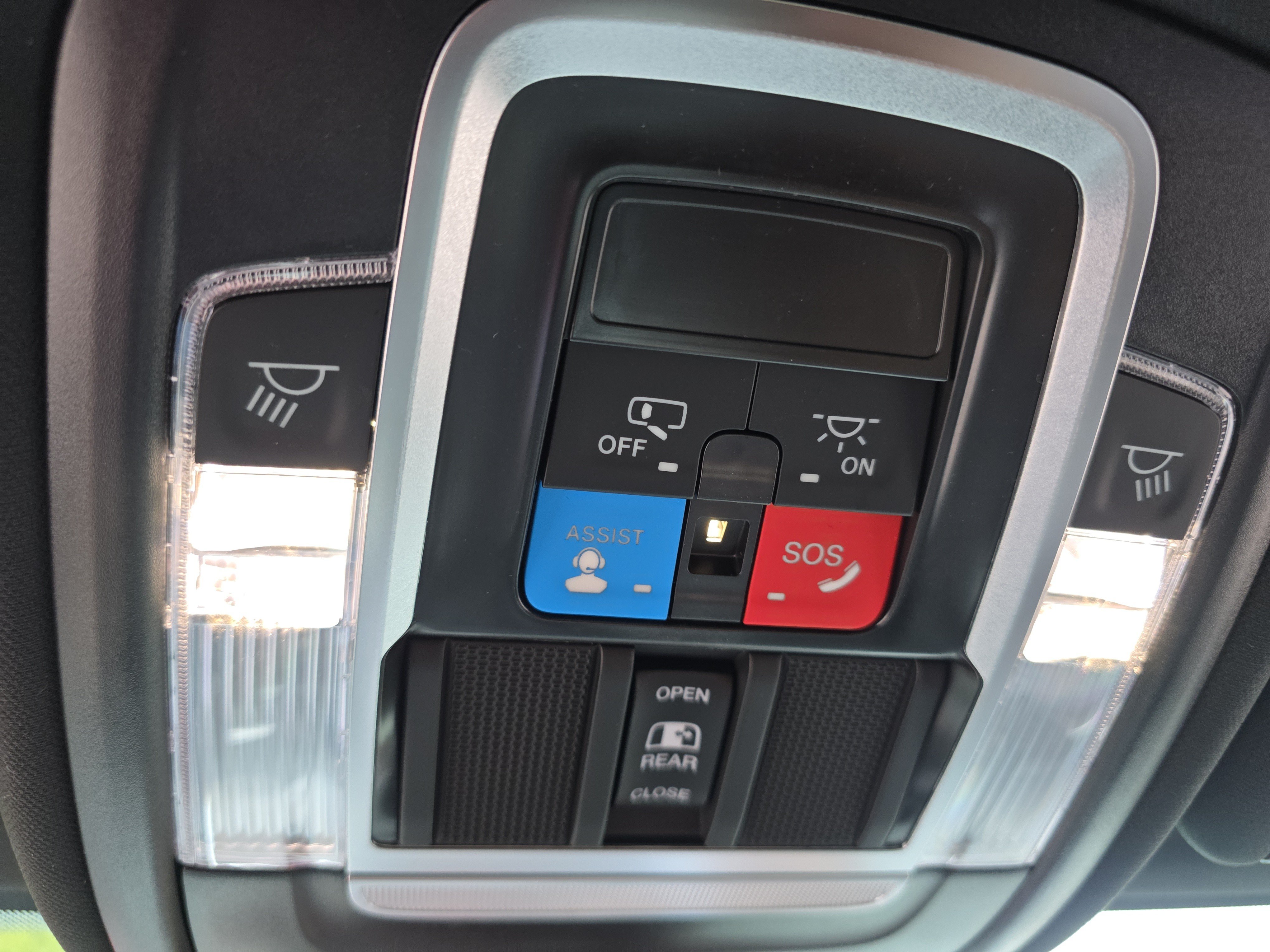 New 2027 RAM 5500 4x4 Crew Cab image 9