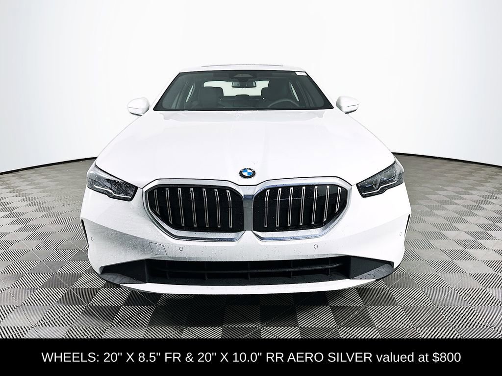 New 2026 BMW 530i xDrive image 3