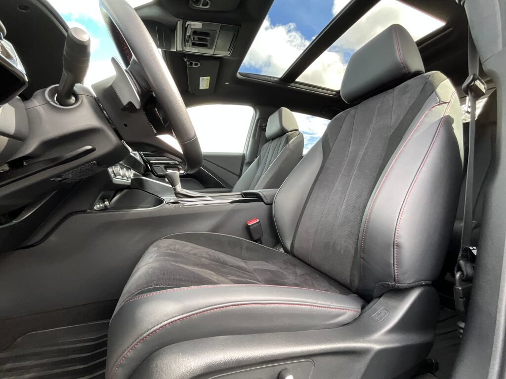 Certified 2025 Acura ADX A-Spec AWD/4WD image 11