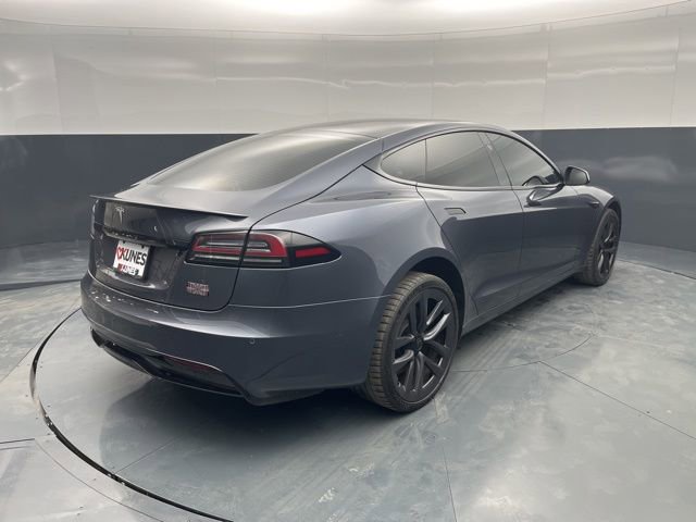 Used 2022 Tesla Model S Plaid image 7