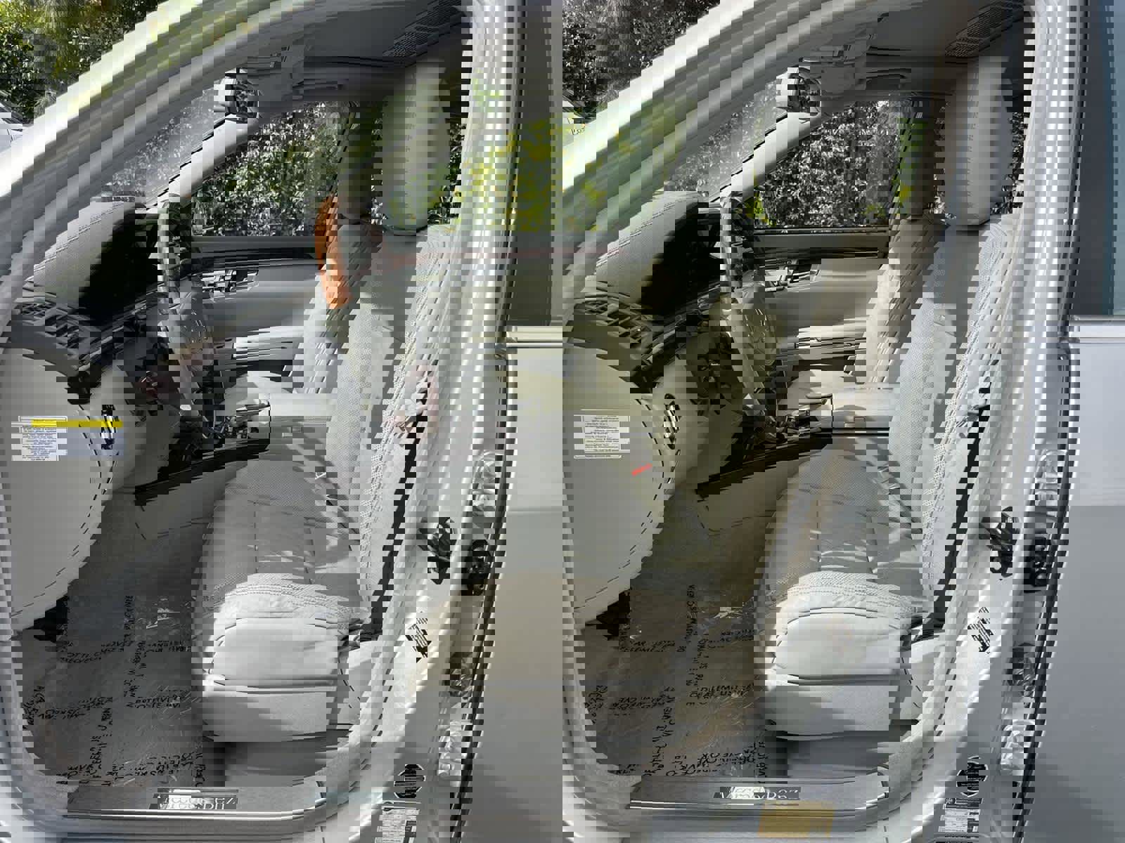 Used 2010 Mercedes-Benz S 550 image 11