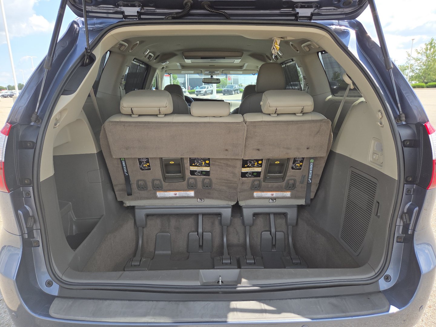 Used 2017 Toyota Sienna XLE Premium AWD/4WD image 20