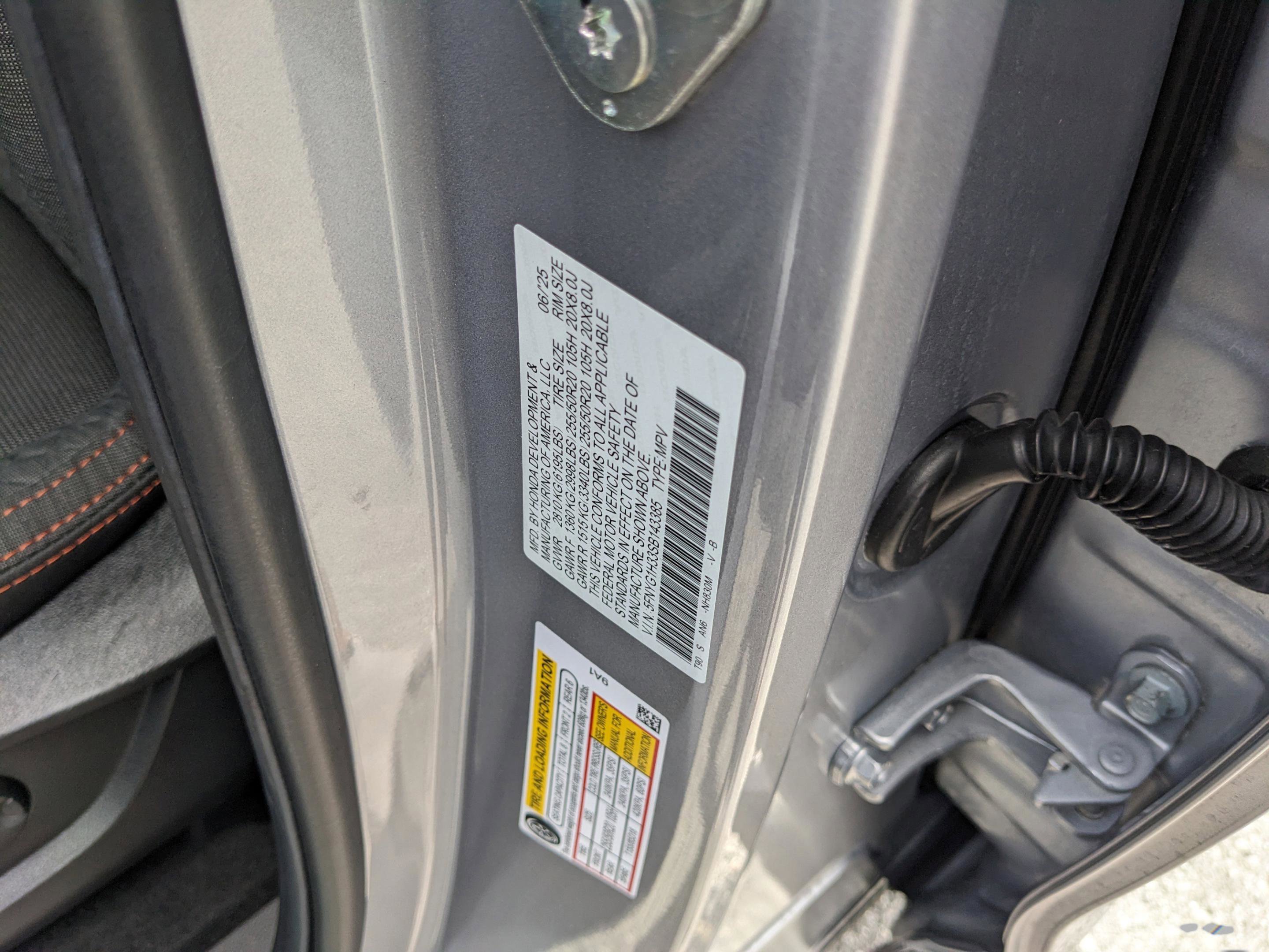 Used 2025 Honda Pilot Sport image 42
