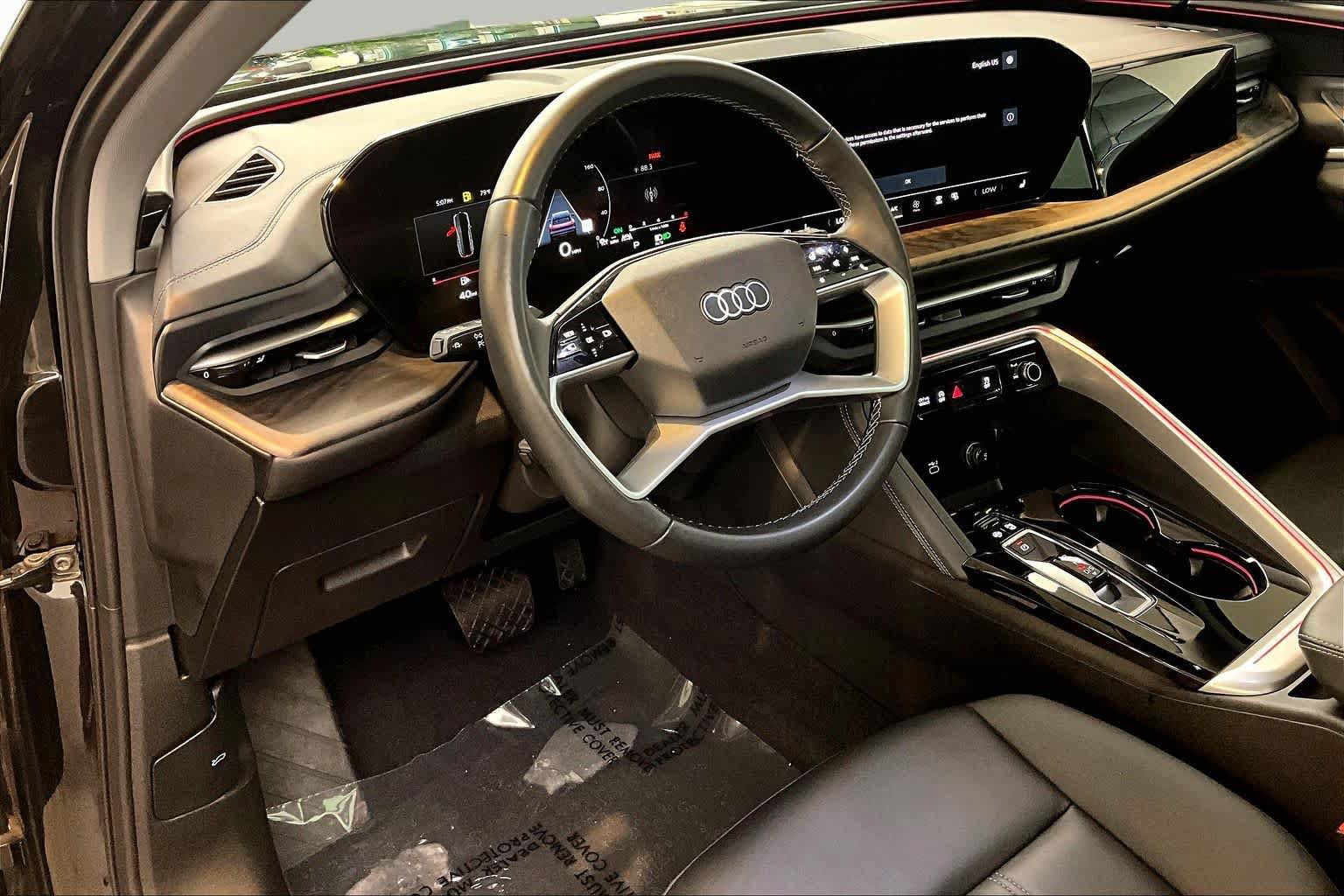 Used 2025 Audi Q5 Premium w/ Convenience Package AWD/4WD image 18