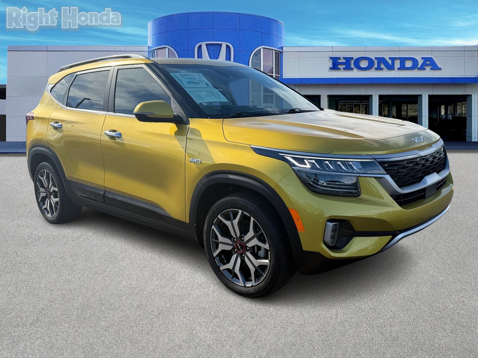 Used 2022 Kia Seltos SX w/ Sunroof Package image 9