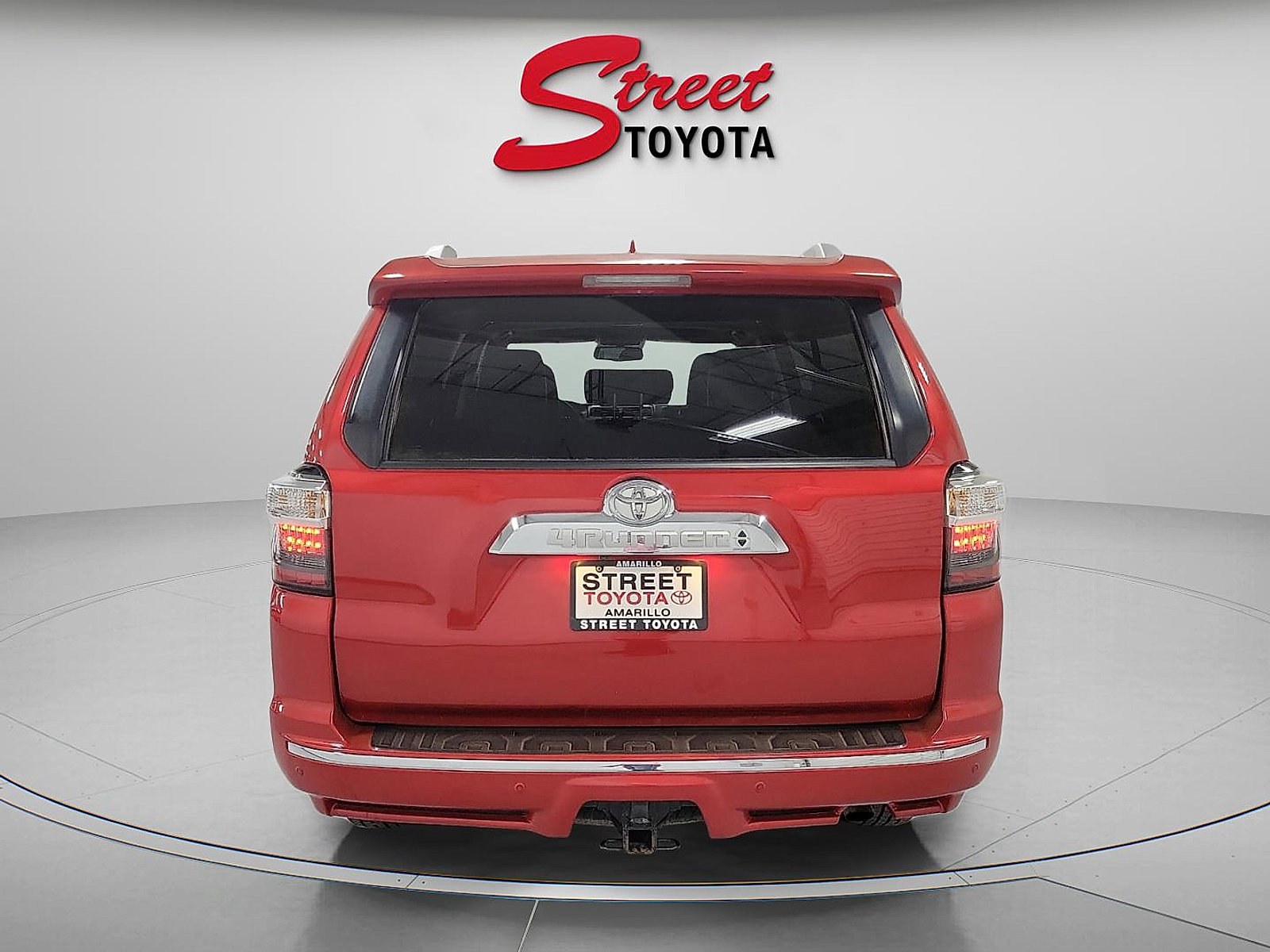 Certified 2019 Toyota 4Runner Limited AWD/4WD image 3