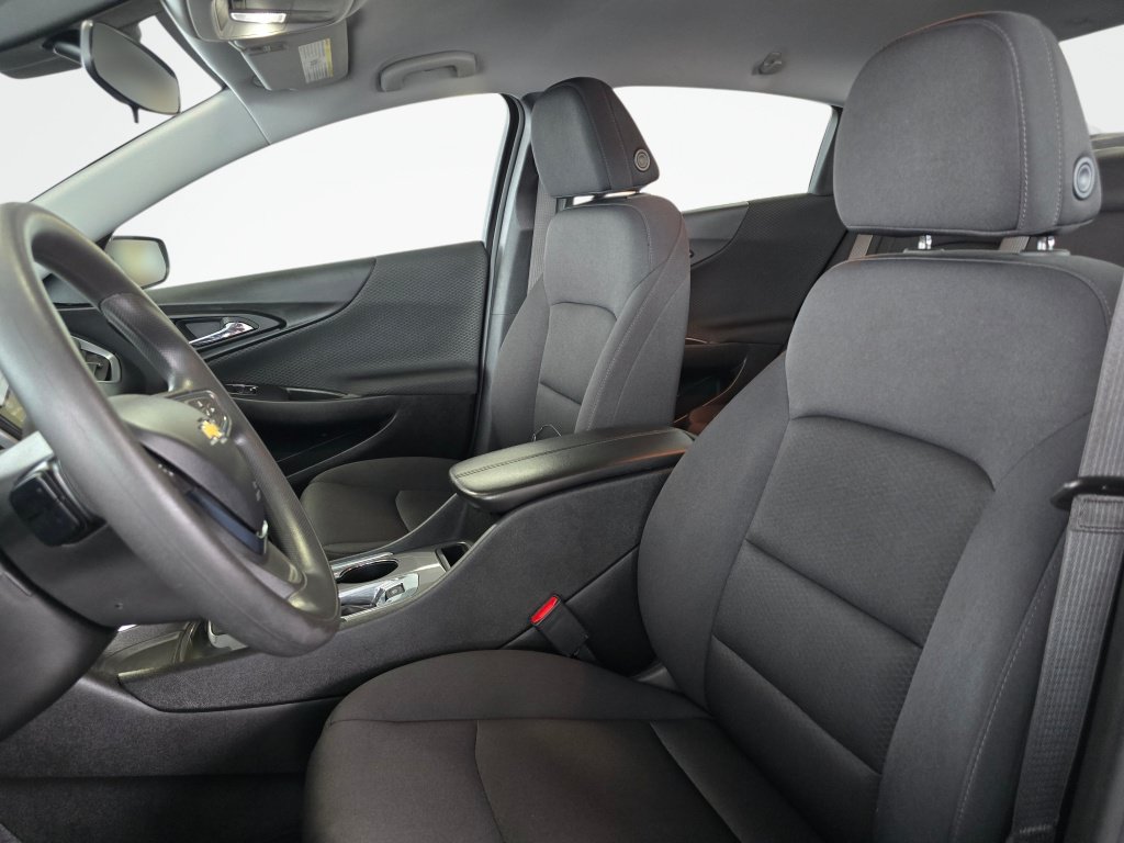 Used 2024 Chevrolet Malibu LT FWD image 18