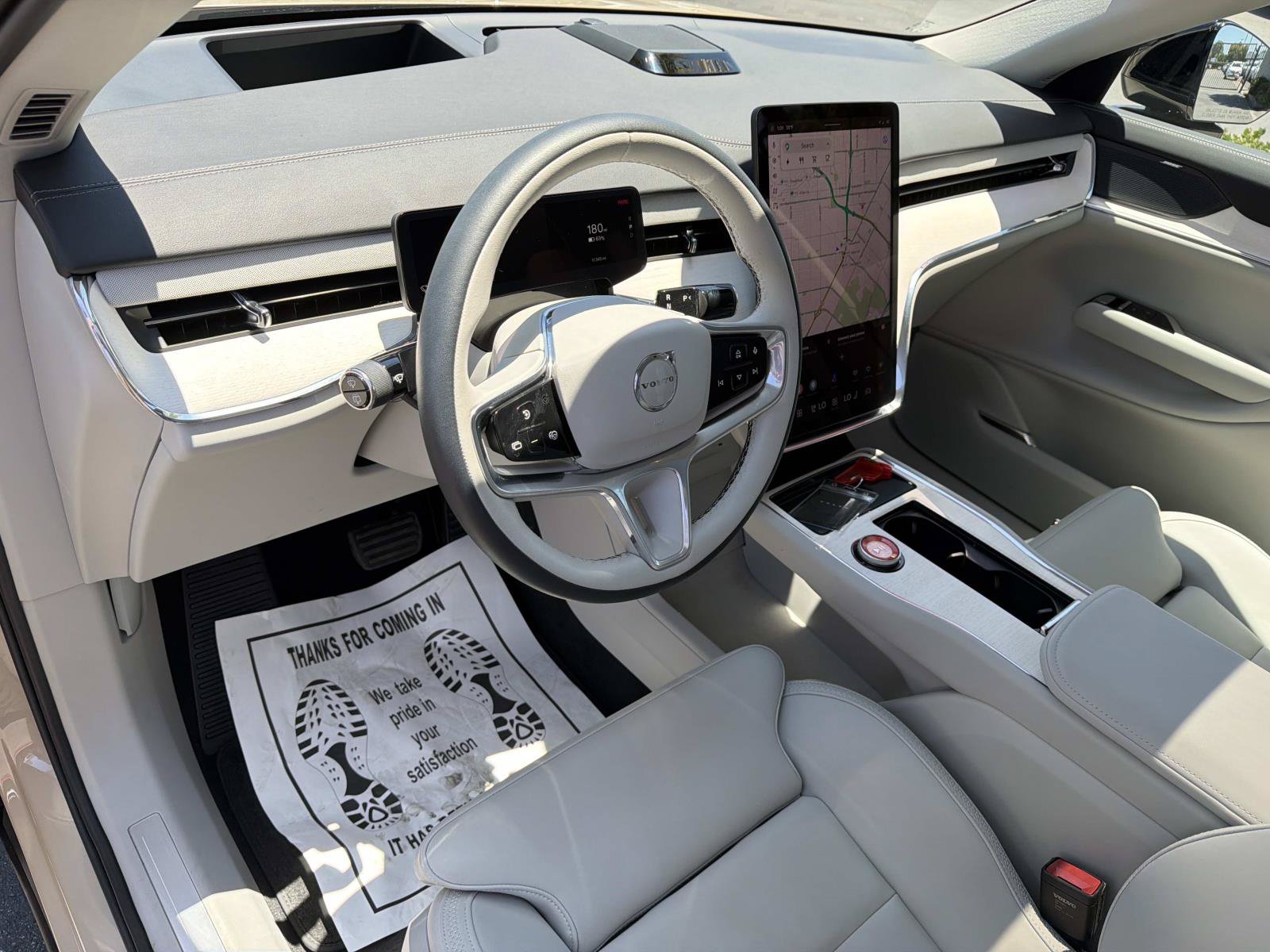 Certified 2025 Volvo EX90 Plus AWD/4WD image 9