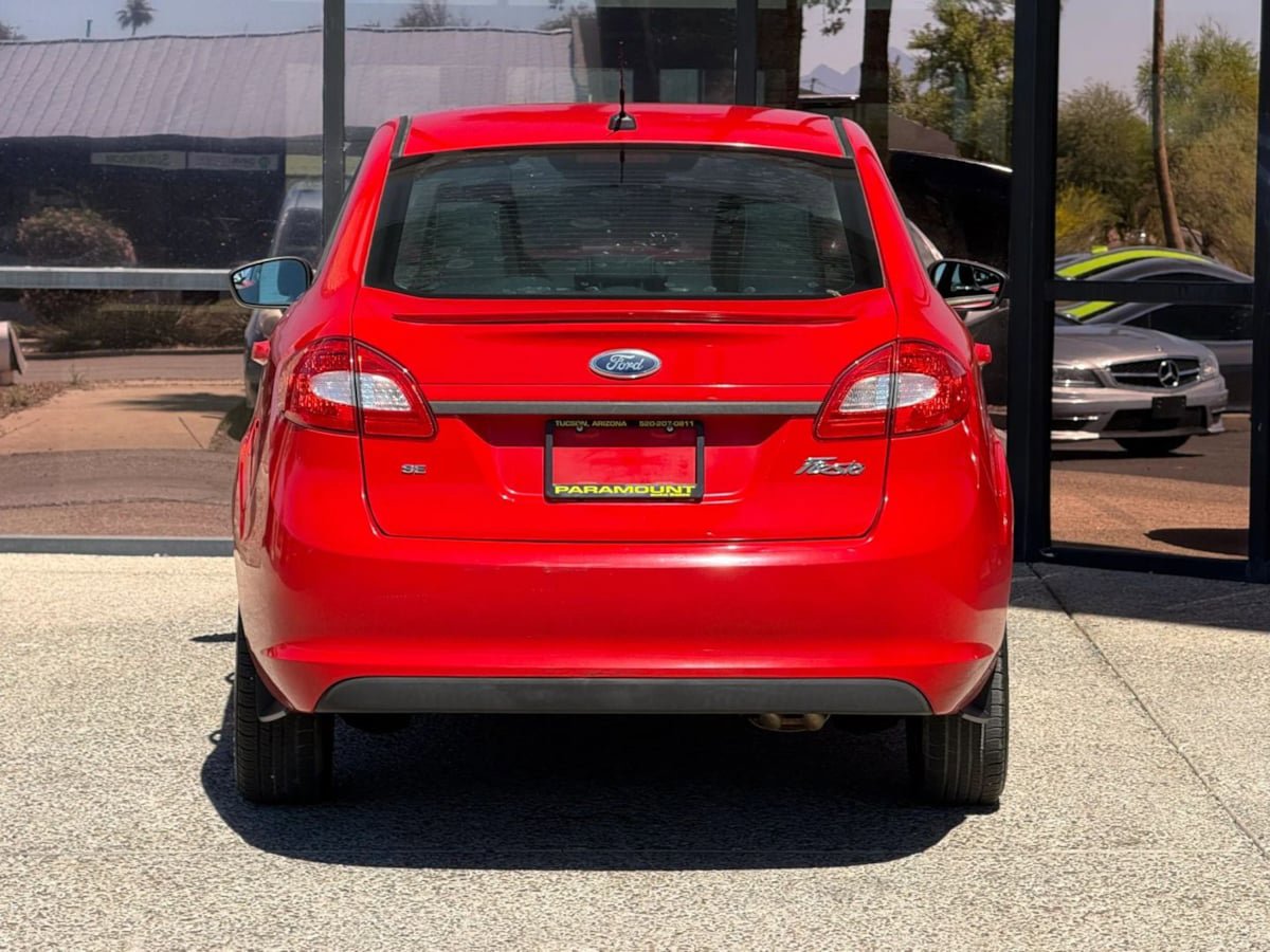 Used 2012 Ford Fiesta SE FWD image 9