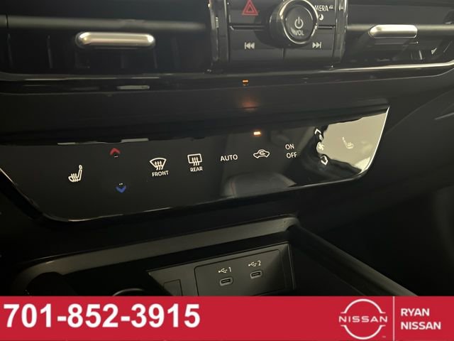 New 2025 Nissan Kicks SR w/ SR Premium Package image 21