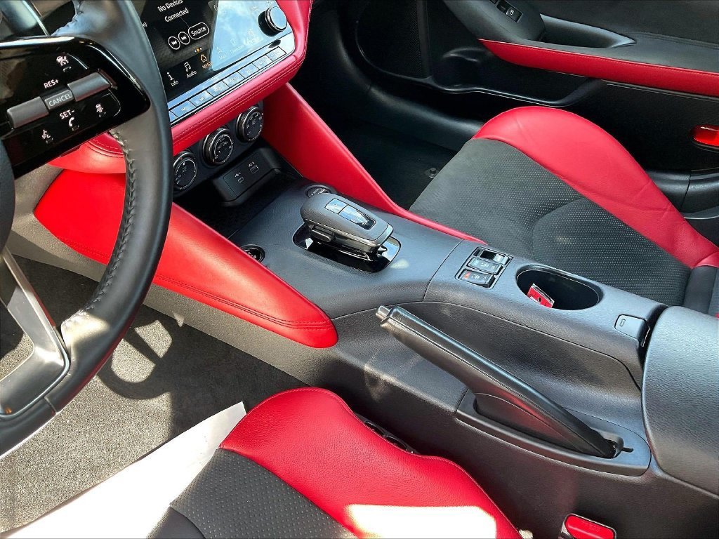 Used 2024 Nissan Z Performance w/ Floor Mat Package RWD image 18