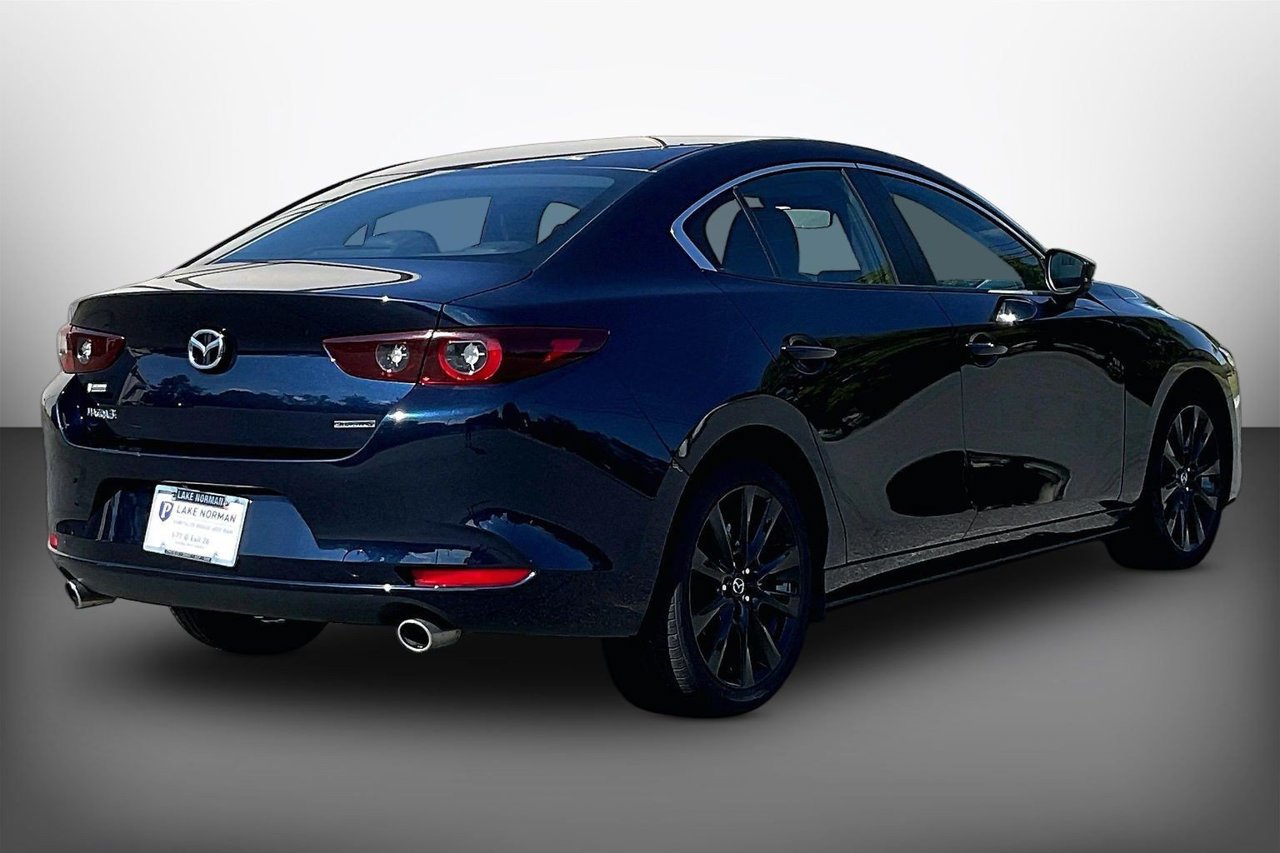 Used 2025 MAZDA MAZDA3 s FWD image 8