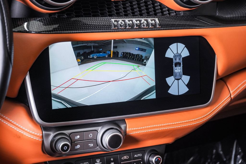 Used 2019 Ferrari Portofino RWD image 31