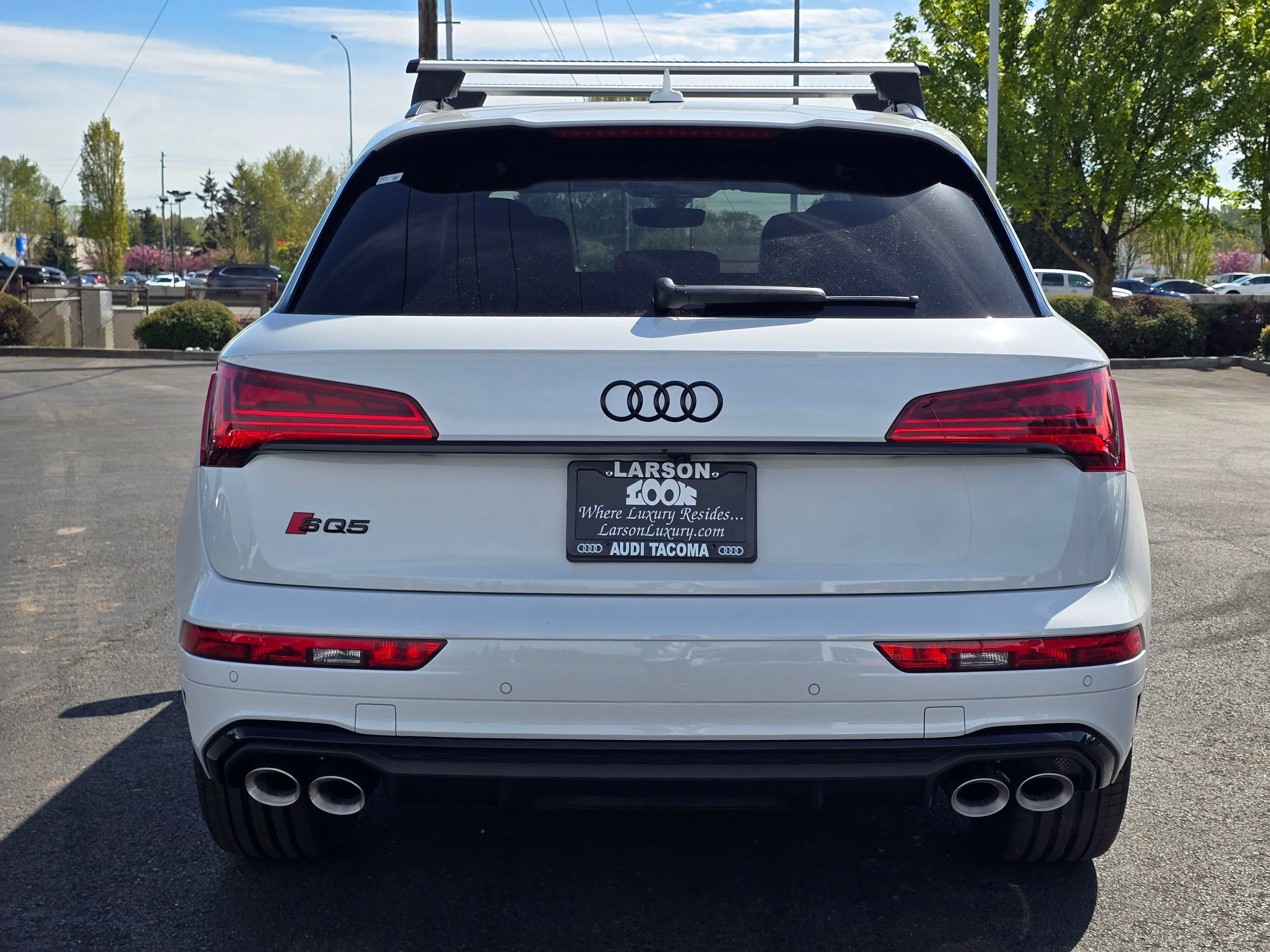 Used 2023 Audi SQ5 Premium Plus w/ Premium Plus Package AWD/4WD image 4