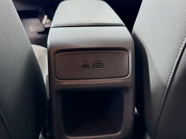 Used 2025 Chevrolet Trax LT image 23