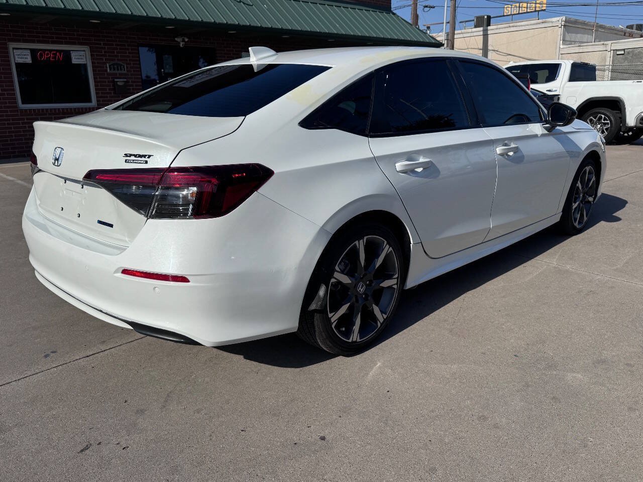 Used 2026 Honda Civic Sport Touring image 5