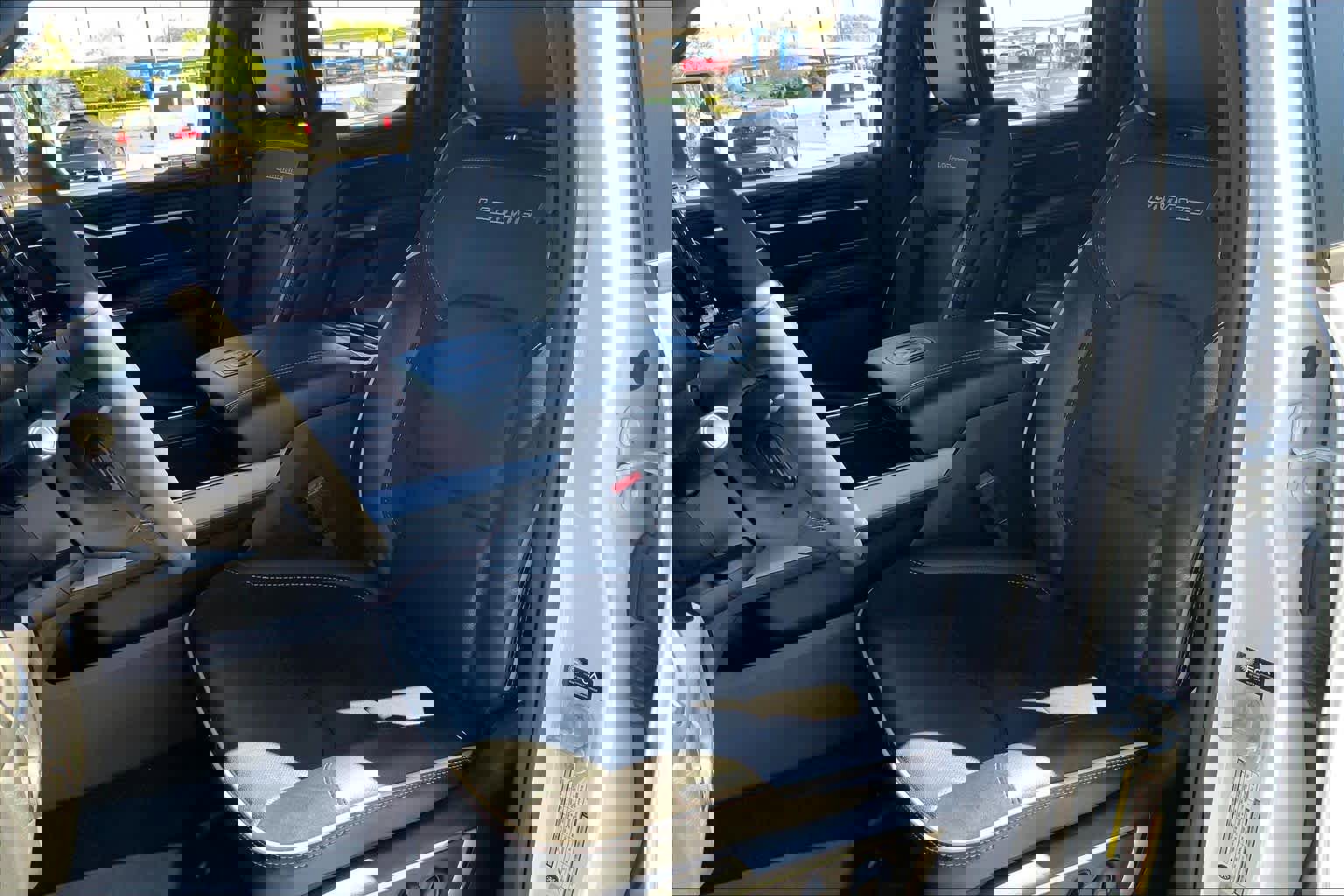 Used 2025 RAM 1500 Laramie w/ Night Edition image 8