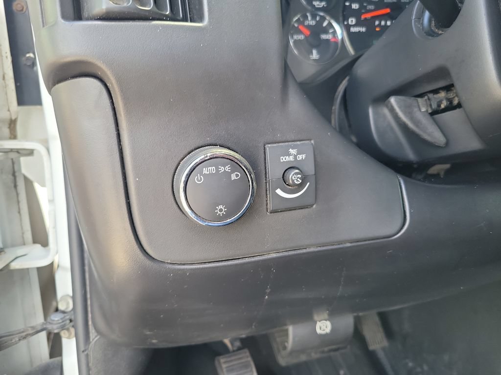 Used 2012 GMC Savana 1500 RWD image 23