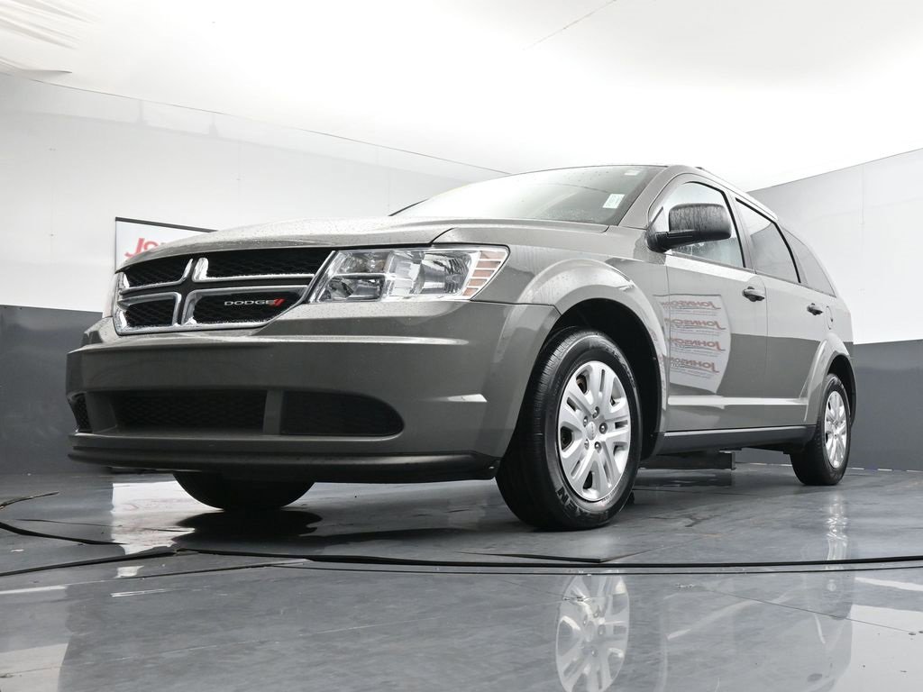 Used 2019 Dodge Journey SE image 38